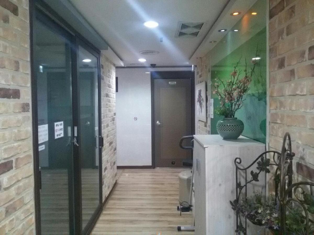 I Want Livingtel Hotel ยงอิน ภายนอก รูปภาพ
